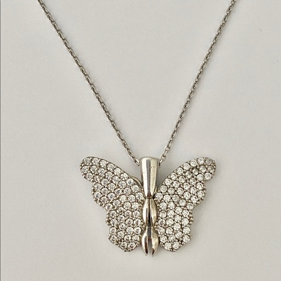 Jewelry - 🦋925 Silver butterfly heart cz stones necklace